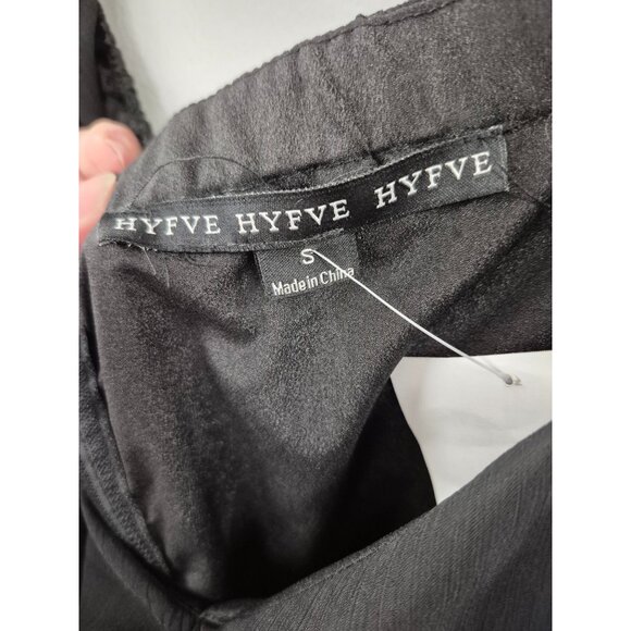 Made for Manhattan Dress in Black Medium - Picture 3 of 5